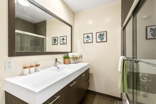 3132 Heather Rd, Long Beach CA  90808-2519 exterior