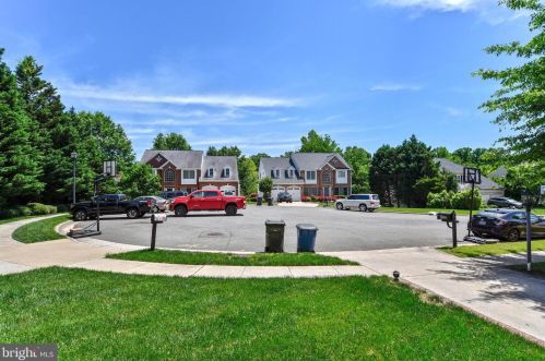 6782 Tiddle Way, Lorton VA  22079-1334 exterior