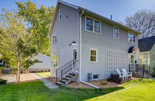 552 Desnoyer Ave, Saint Paul, MN 55104-4918