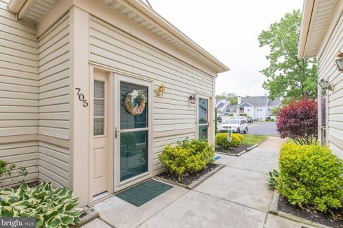 705 Steeplechase Ct, West Deptford, NJ 08096-6820