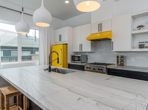 244 Placentia Ave, Pismo Beach CA  93449-2008 exterior