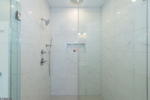 84 Elmwood Ave, Chatham Township NJ  07928-2628 exterior