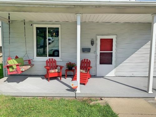 1048 Steuben St, Pittsburgh, PA 15220-4905