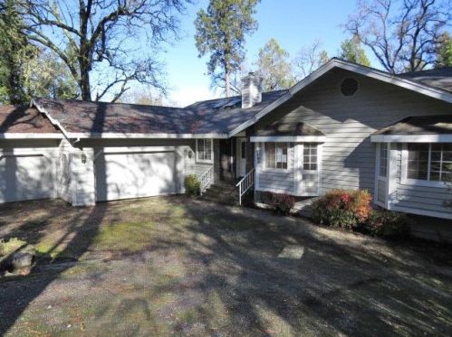 19280 Lake Forest Dr, Lake Wildwood, CA 95946-9418