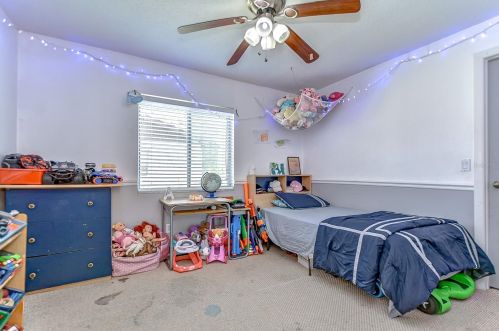 1144 Westwood Dr, Lutz FL  33549-4129 exterior