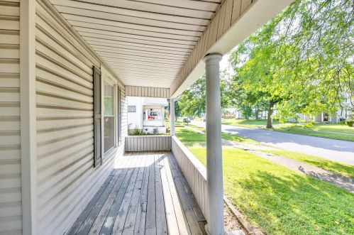 217 Spring Ave, Bellefontaine OH  43311-1803 exterior