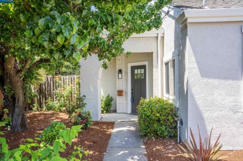 762 Barton Way, Benicia CA  94510-3800 exterior