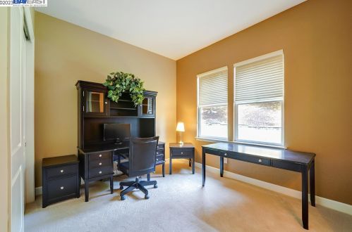 8765 Wild Iris Dr, Gilroy CA  95020-7935 exterior