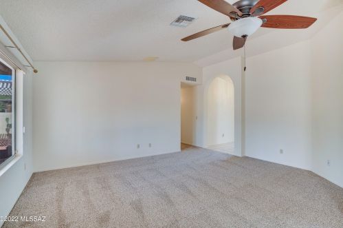 8756 Eagle Creek Dr, Tucson AZ  85730-5709 exterior