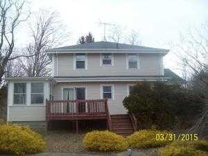 37 Pearse Rd, Swansea, MA 02777-1329