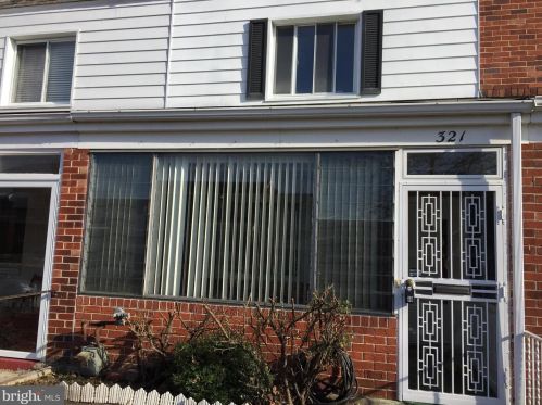 321 35th St, Washington, DC 20019-1415
