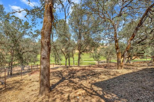 20016 Jigsaw Rd, Middletown CA  95467-8517 exterior