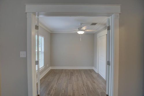 2006 Main St, Georgetown TX 78626-5047 exterior