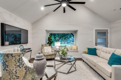 315 Oakcrest Dr, Richardson TX  75080-2520 exterior