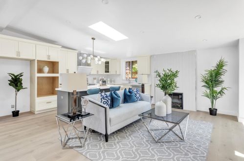 330 Anna Ave, Mountain View CA  94043-4104 exterior