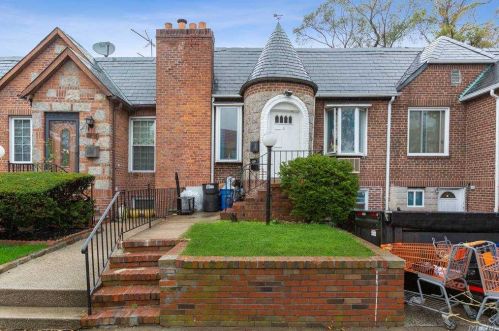 121-21 180th St, Jamaica, NY 11434-4737