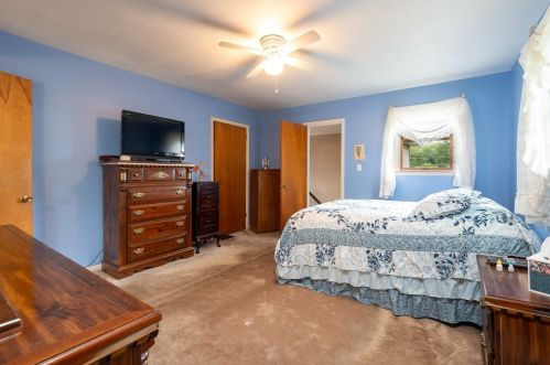 531 Leech Ave, Saltsburg PA  15681-8916 exterior