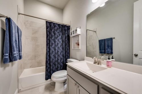 4152 Riverside Dr, Lewisville TX  75028 exterior