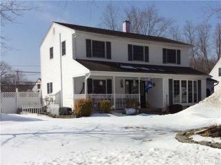448 Greenbelt Pkwy, Holtsville, NY 11742-2231