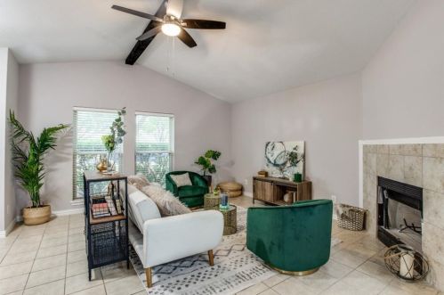 414 Pogue St, Cedar Hill TX 75104-9061 exterior