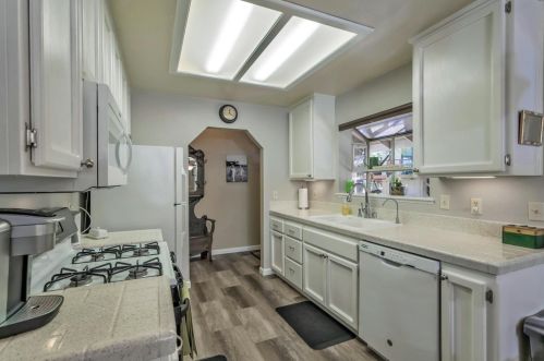 5236 Loch Leven Dr, Pacific House, CA 95726-9484