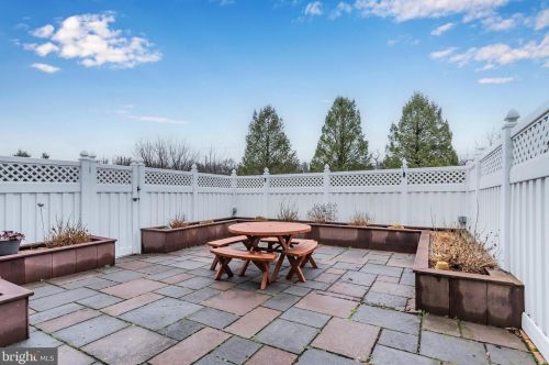 1123 Country Club Rd, Camp Hill PA  17011-1023 exterior