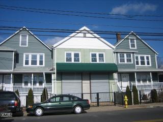 453 Main St, Stamford, CT 06902-5514