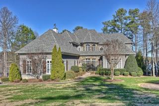 178 Easton Dr, Mooresville, NC 28117-6012