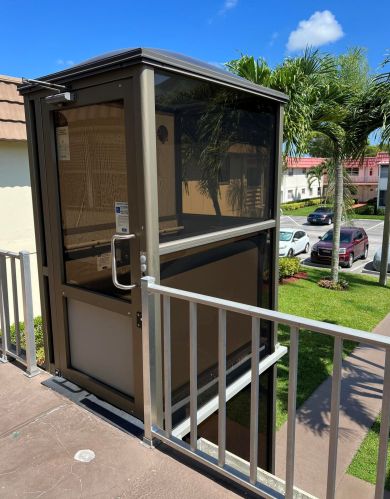 85 Saxony B, Delray Beach, FL 33446-1802