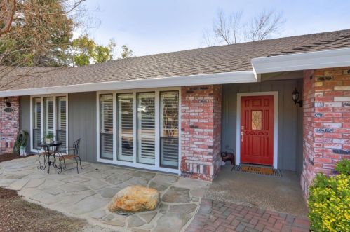 110 Spring Water Way, Folsom CA  95630-2073 exterior