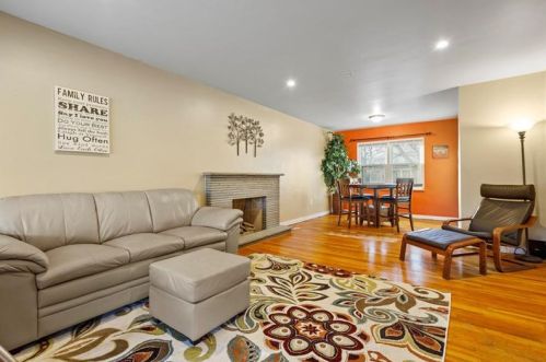 135 Bradley Ln, Sewickley, PA 15143-1846