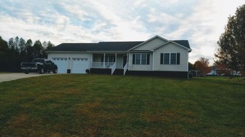 1525 Lauren Alexis Ct, Dallas, NC 28034-7786