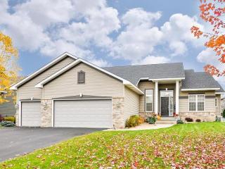 20770 Hurley Ave, Lakeville, MN 55044-5872