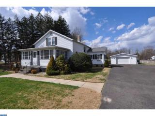 41 Maple Ave, Plumsted Township NJ  08533-1005 exterior