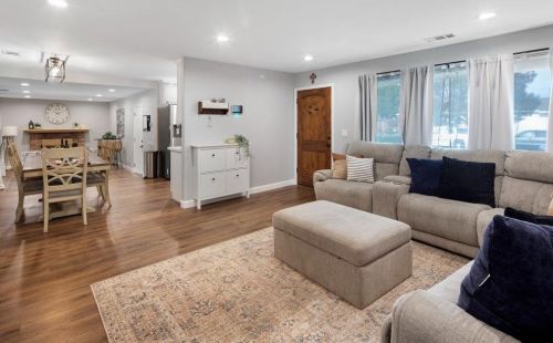 740 La Paloma Way, Gilroy CA  95020-4107 exterior