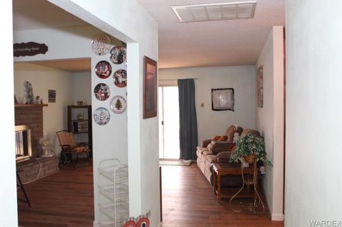 2037 Bermuda Dr, Bullhead City, AZ 86442-5539
