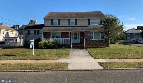 2104 Ocean Ave, Brigantine City, NJ 08203-1939
