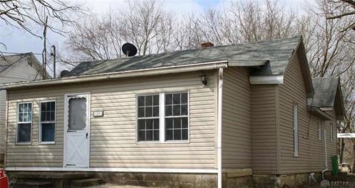 680 Columbus St, Xenia OH  45385-7801 exterior