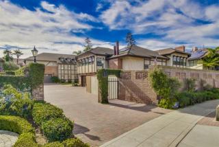 1129 Star Park Cir, San Diego, CA 92118-2843