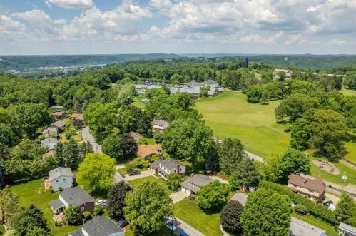 113 Kenney Dr, Sewickley, PA 15143-8712