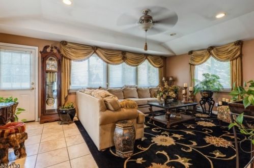 30 Cypress Ave, Verona NJ  07044-1910 exterior