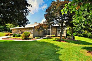 415 Doublehead Ln, Knoxville, TN 37909-2156