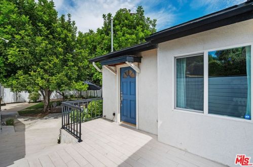 4841 Tyrone Ave, Van Nuys CA 91401-5126 exterior