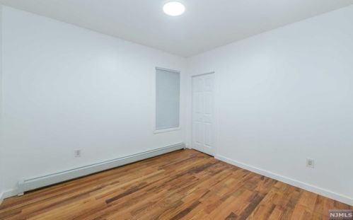 535 Clinton St, East Orange NJ  07018-1031 exterior