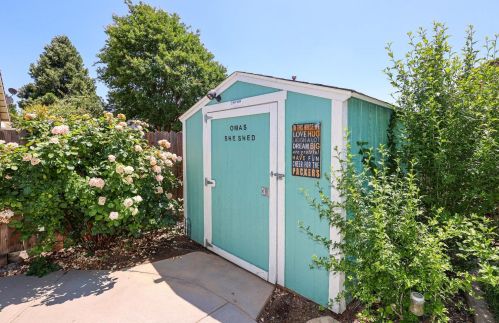 3387 Four Seasons Dr, Turlock CA  95382-9713 exterior