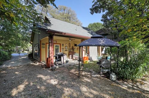 707 Main St, Waxahachie TX  75165-3233 exterior