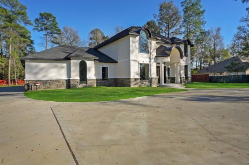 15475 Conroe Dr, Conroe TX 77384-3419 exterior