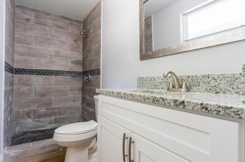 5200 Lima Pl, Orlando FL 32807-1625 exterior