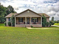 1105 Brotherton Dr, Cookeville, TN 38506-5704