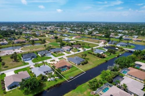 259 Fairway Rd, Placida, FL 33947-2029